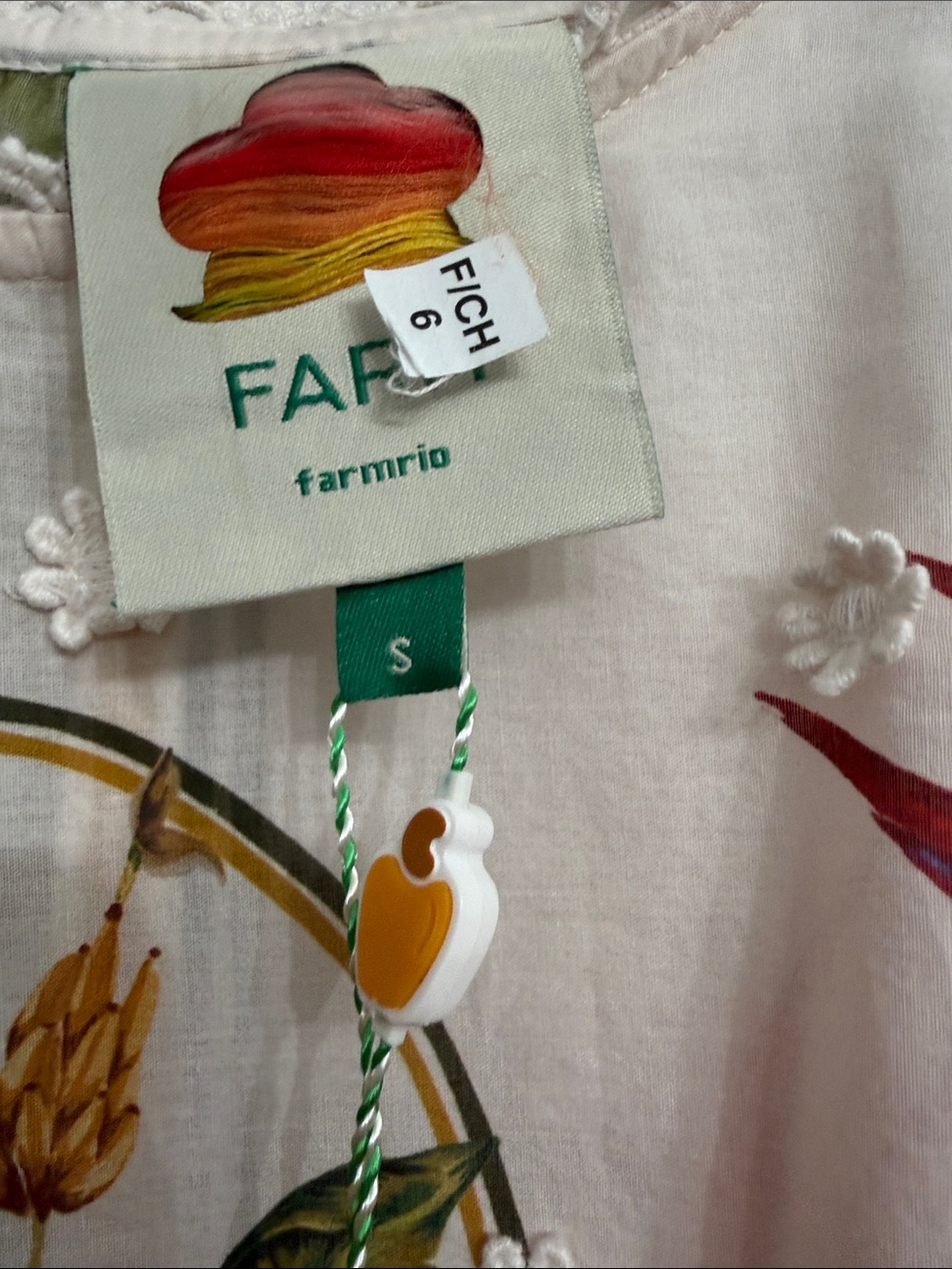 FARM Rio Blouse with Multicolor Floral & Parrot Print & 3D flowers - Picture 4 of 6